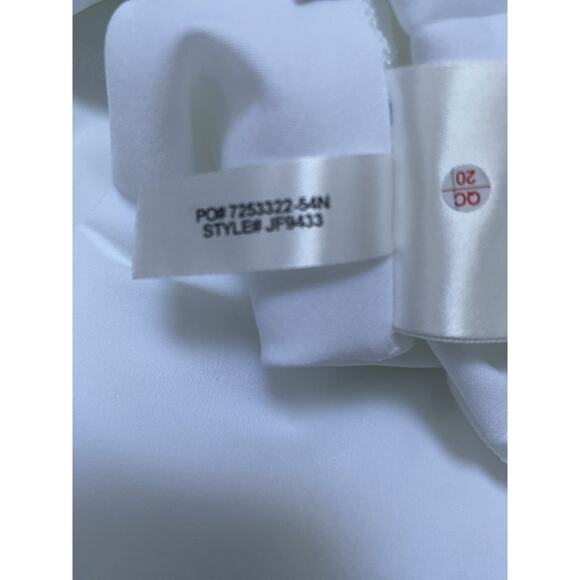 Lacoste Sport Skirt Wht Sz 8/40 NWT - Picture 6 of 10